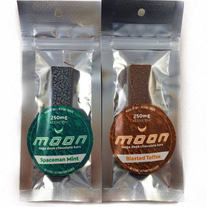 moon chocolate bar 250mg